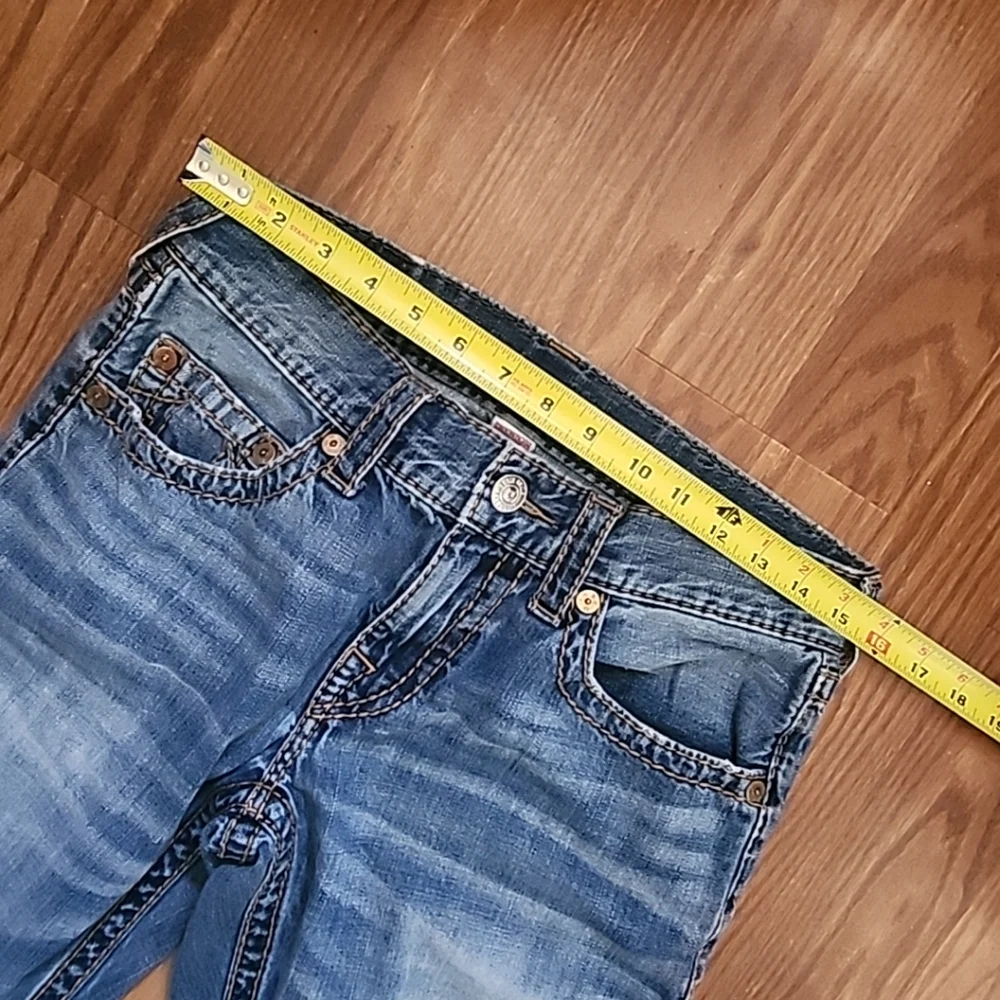 True‎ Religion Straight Leg Jeans 30